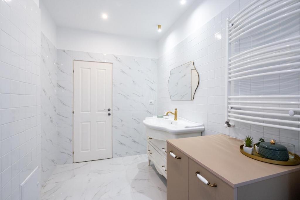 Victory1 Centre Apartment *